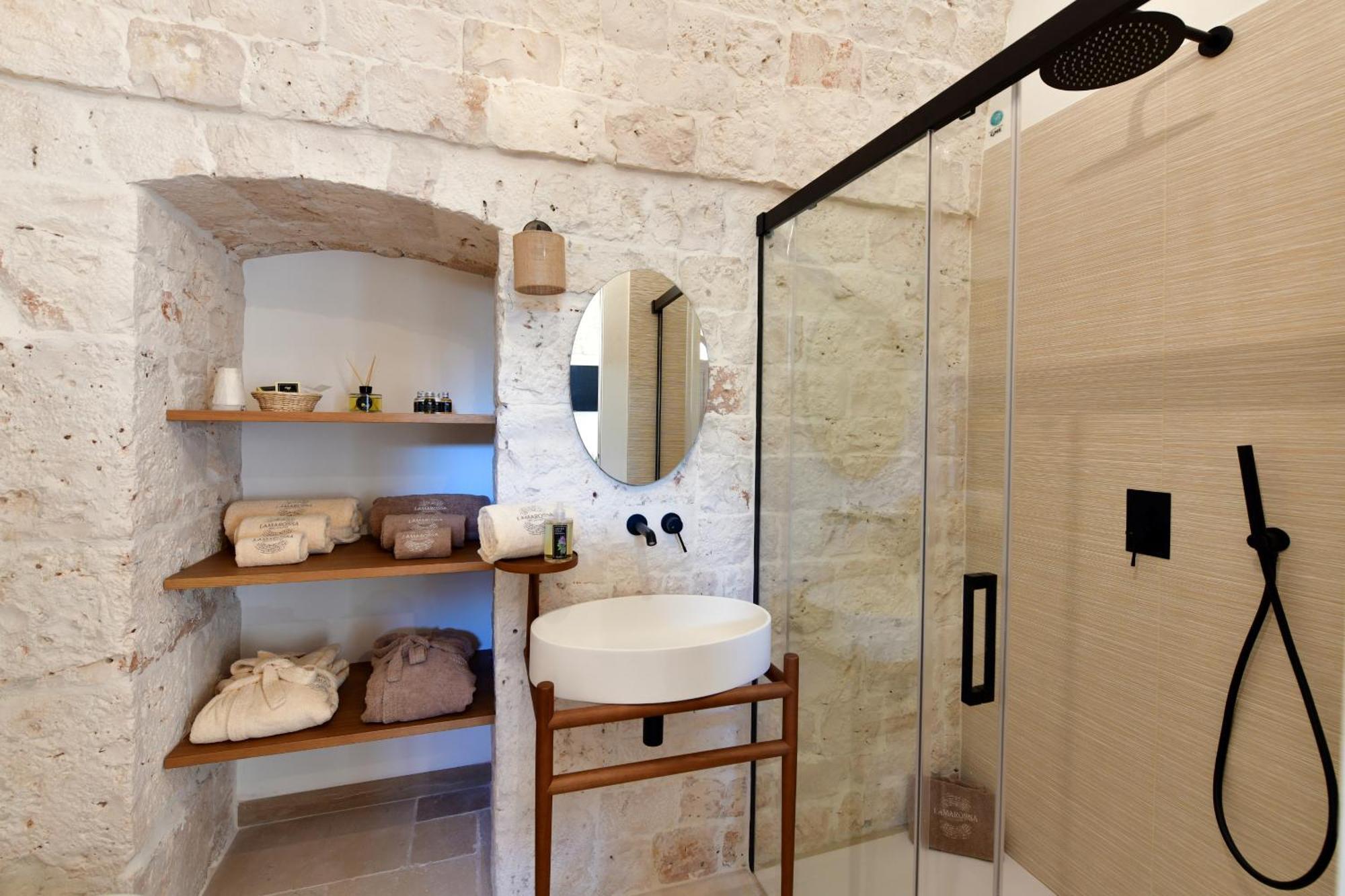 Antonelli Lamarossa Trulli & Suites מראה חיצוני תמונה
