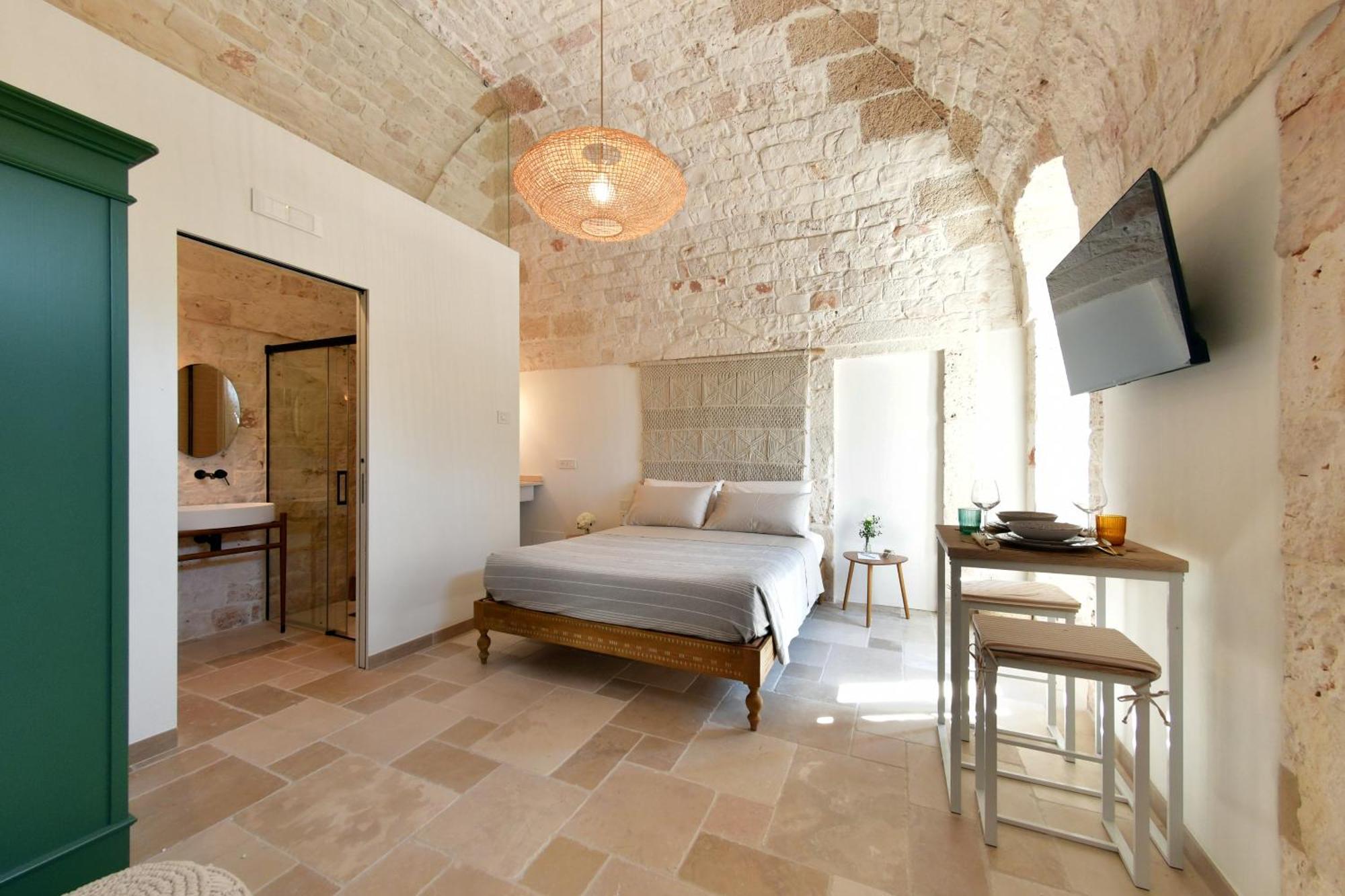 Antonelli Lamarossa Trulli & Suites מראה חיצוני תמונה