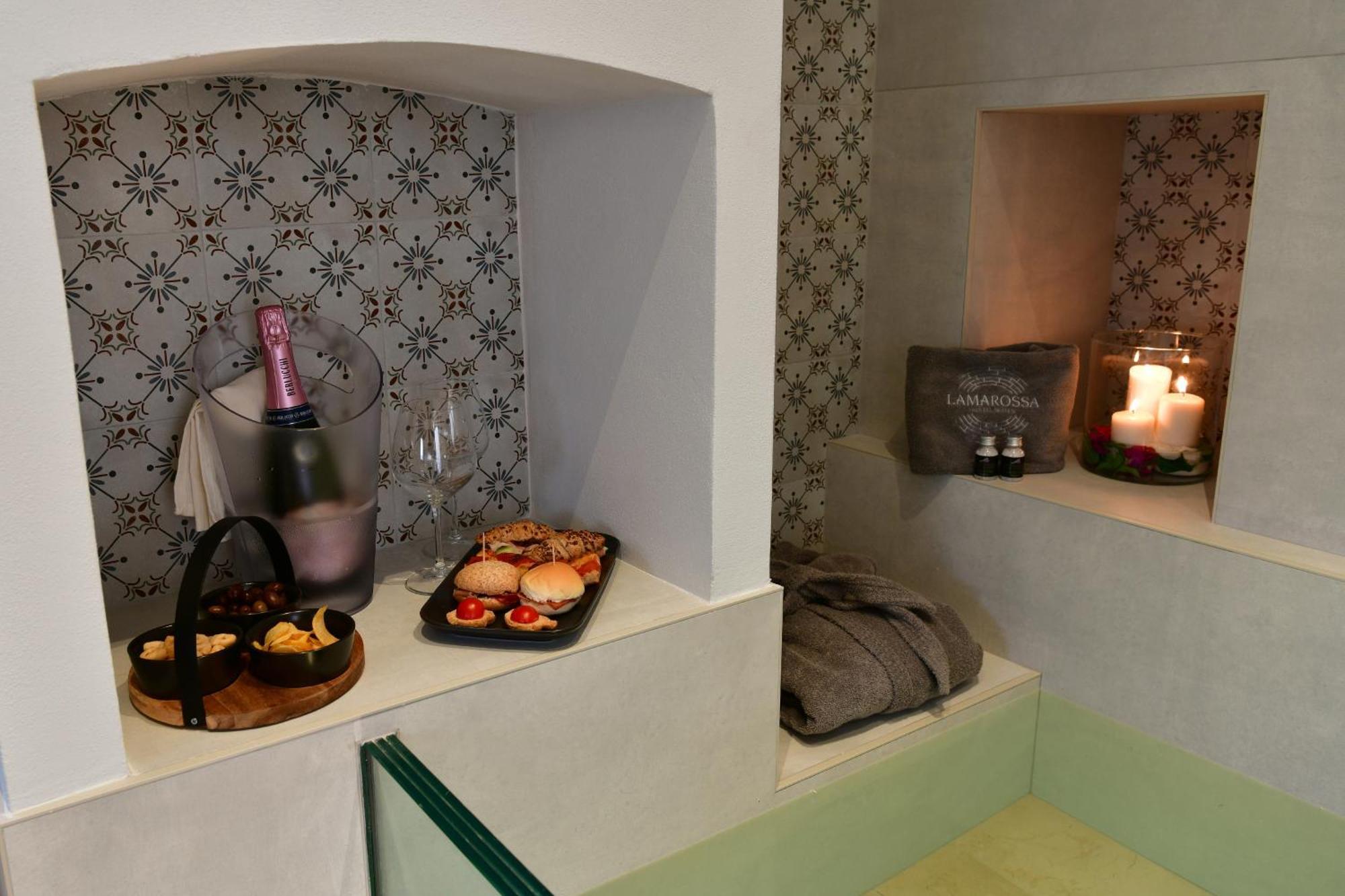 Antonelli Lamarossa Trulli & Suites מראה חיצוני תמונה