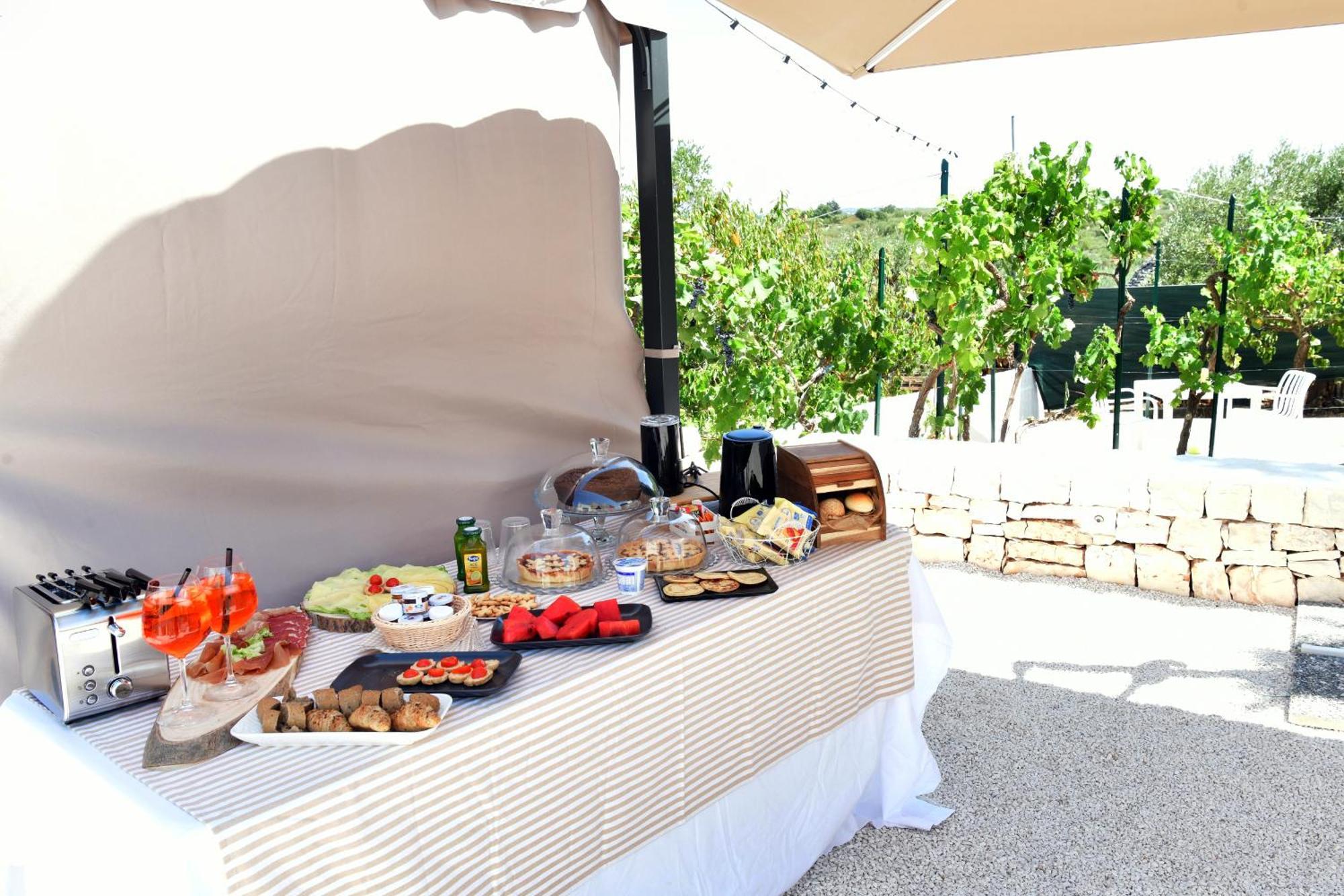 Antonelli Lamarossa Trulli & Suites מראה חיצוני תמונה
