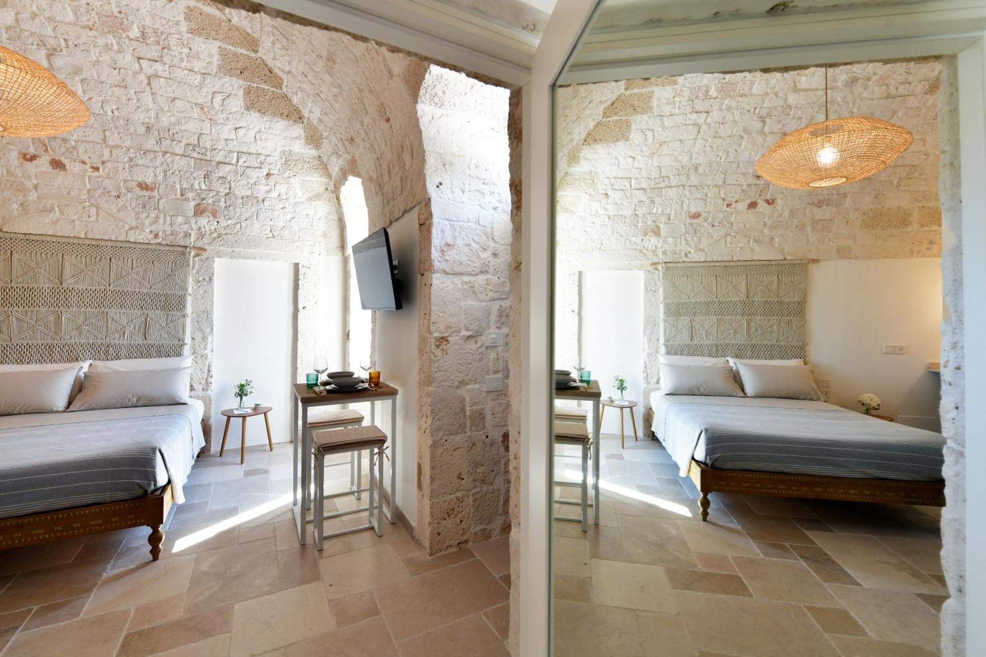 Antonelli Lamarossa Trulli & Suites מראה חיצוני תמונה